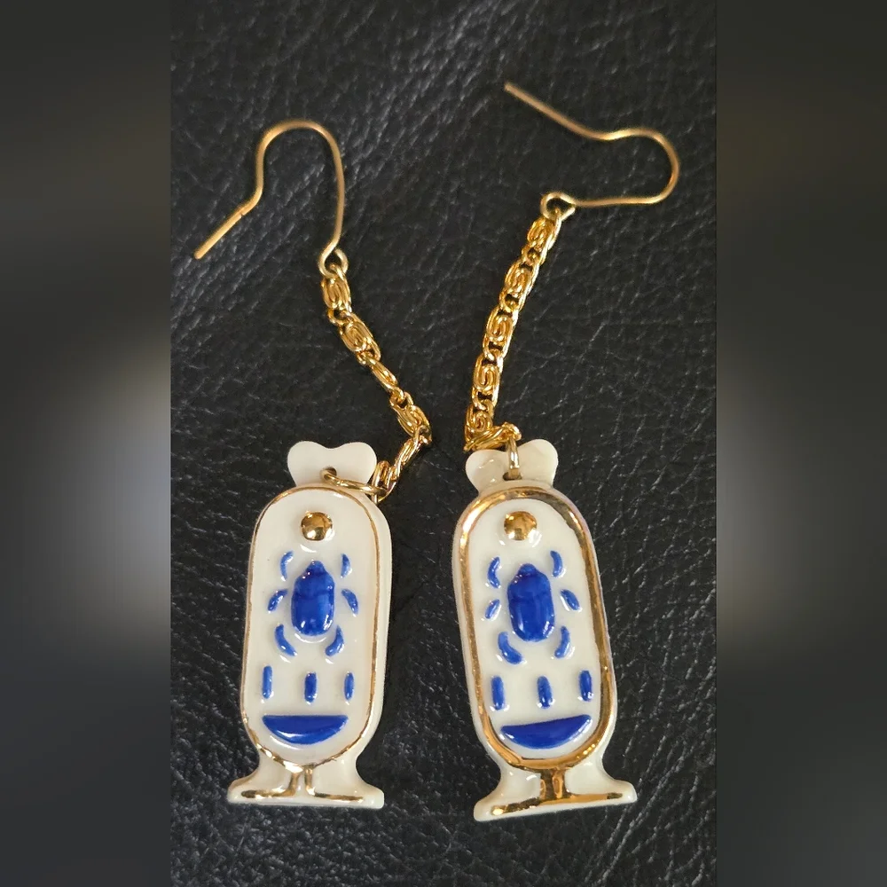 Porcelain & gold vintage Egyptian Cartouche Scarab art earrings - Picture 3 of 6